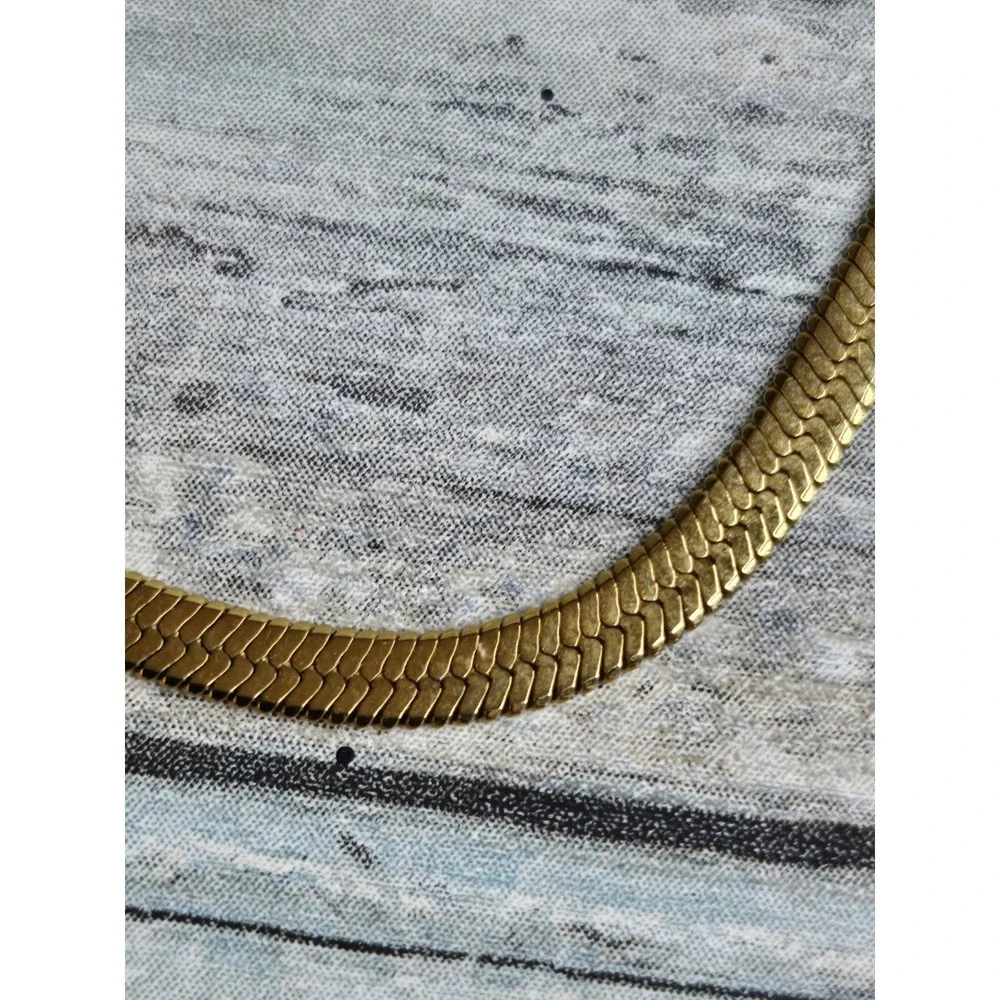 Zara Signed Classic Herringbone Chain Necklace Gold‎ Tone 20